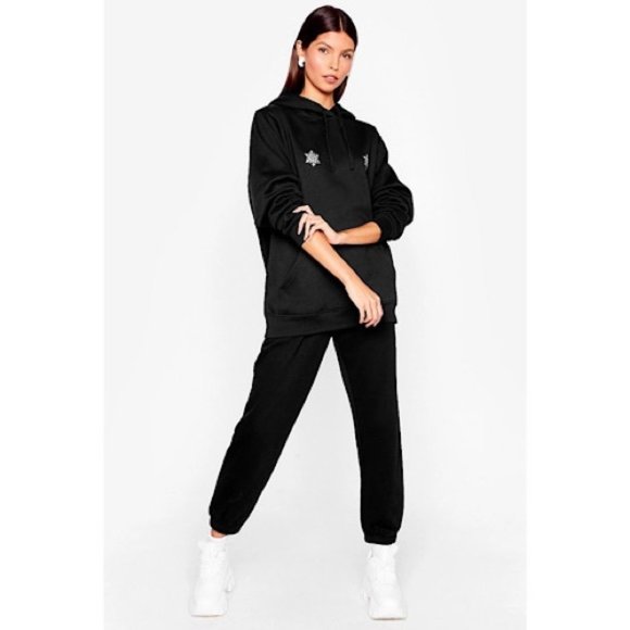 NASTY GAL Snowflake Bust Graphic Hoodie - Picture 3 of 4